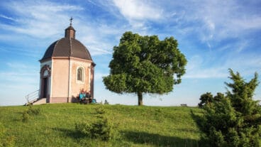 Die Josephskapelle auf dem Alten Berg bei Böttingen